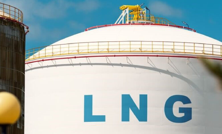 امضای قراداد تأمین LNG شرکتCommonwealth با MET Group
